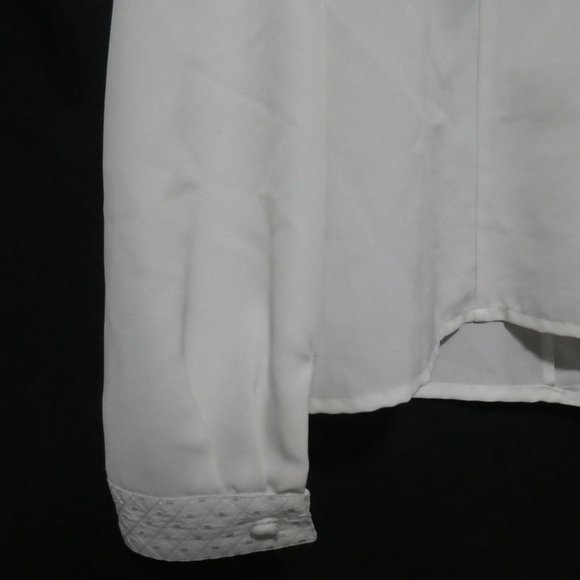 SUSAN HUTTON | size 12 | Elegant White Blouse with Embroidered Detailing - Picture 14 of 16